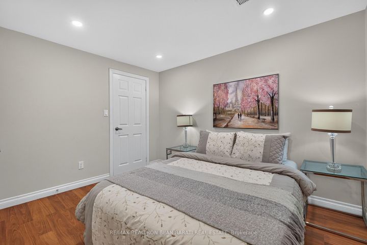 Photo 35 at 53 Sumner Heights Drive, Bayview Village, Toronto