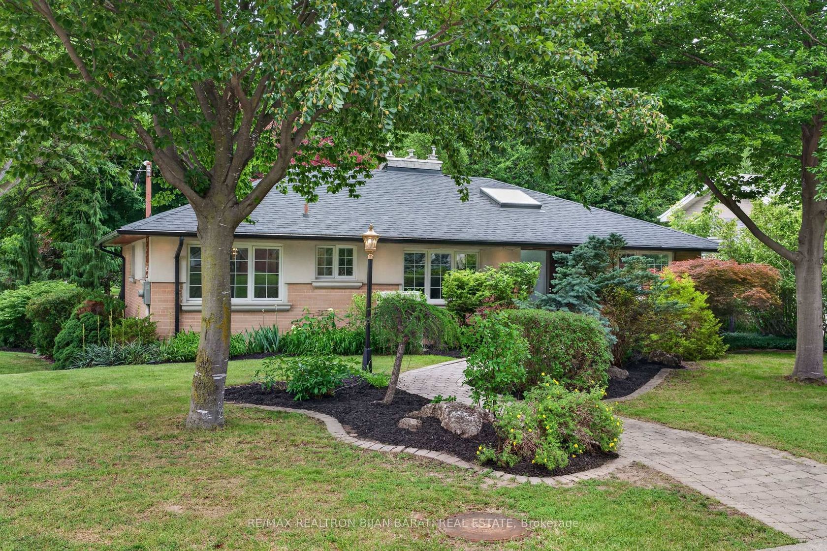 53 Sumner Heights Drive, Bayview Village, Toronto 2