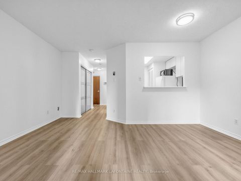Photo 17 at 504 - 88 Charles Street E, Yonge Corridor, Toronto