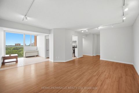 Photo 15 at 707 - 41 Markbrook Lane, Jamestown, Toronto