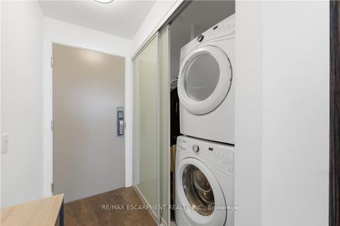 Photo 15 at 3807 - 10 York Street, Waterfront Communities C1, Toronto