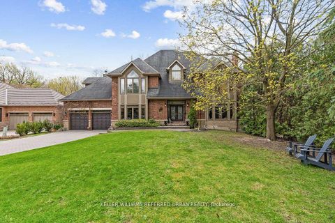 Photo 3 at 194 Sherwood Place, Central Newmarket, Newmarket