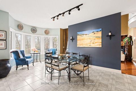 Photo 10 at 194 Sherwood Place, Central Newmarket, Newmarket