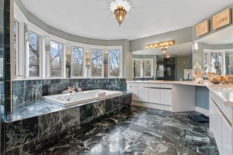 Photo 25 at 194 Sherwood Place, Central Newmarket, Newmarket