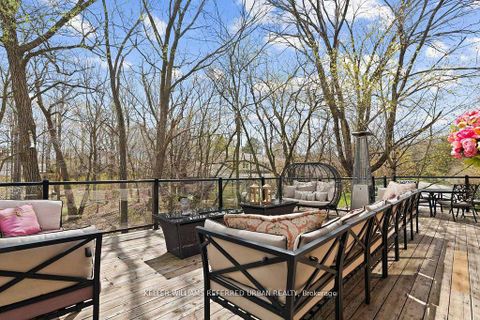 Photo 33 at 194 Sherwood Place, Central Newmarket, Newmarket