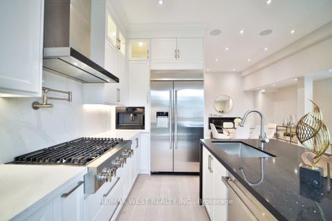 Photo 3 at 133 Times Road, Belgravia, Toronto