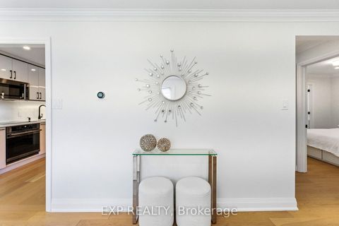 Photo 7 at 32 Farley Circle, Historic Lakeshore Communities, Georgina