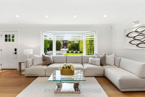 Photo 10 at 32 Farley Circle, Historic Lakeshore Communities, Georgina
