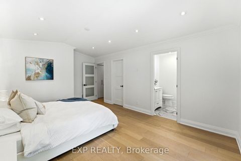 Photo 21 at 32 Farley Circle, Historic Lakeshore Communities, Georgina