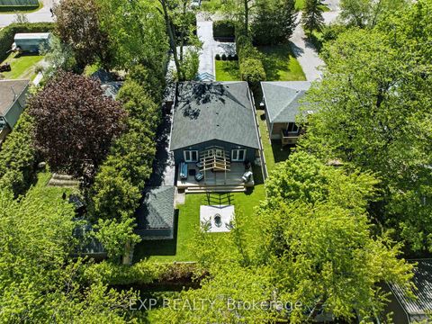 Photo 43 at 32 Farley Circle, Historic Lakeshore Communities, Georgina
