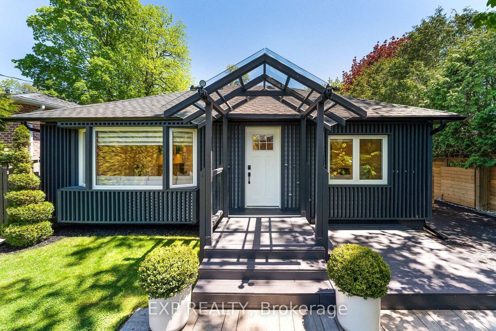 32 Farley Circle, Historic Lakeshore Communities, Georgina photo 6