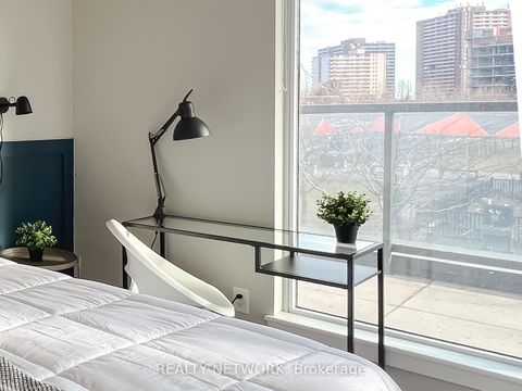 Photo 3 at 210 - 260 Sackville Street, Regent Park, Toronto
