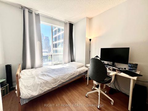 Photo 8 at 1702 - 55 Bloor Street E, Yonge Corridor, Toronto