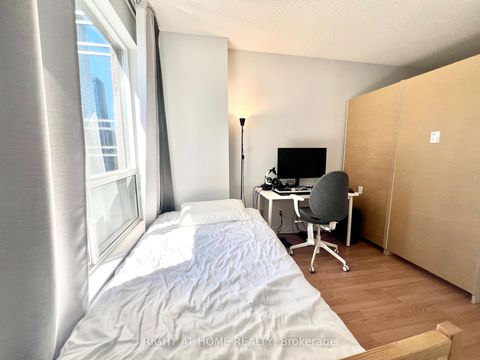 Photo 9 at 1702 - 55 Bloor Street E, Yonge Corridor, Toronto