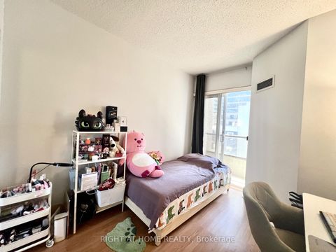 Photo 11 at 1702 - 55 Bloor Street E, Yonge Corridor, Toronto