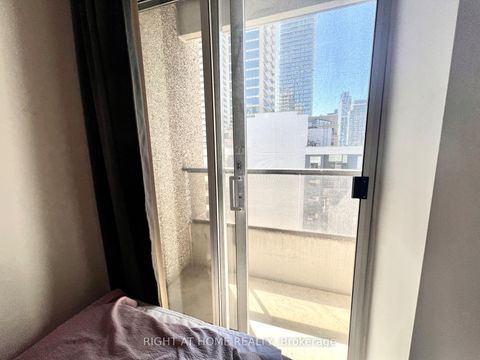 Photo 14 at 1702 - 55 Bloor Street E, Yonge Corridor, Toronto