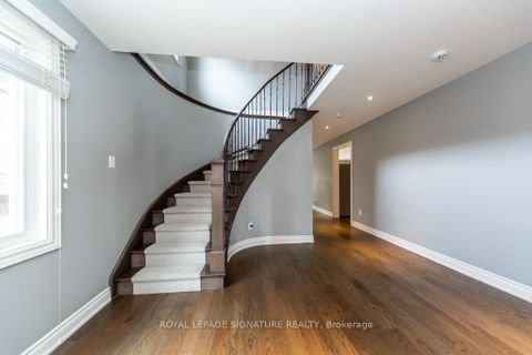 Photo 6 at 154 Oliver Lane, Maple, Vaughan