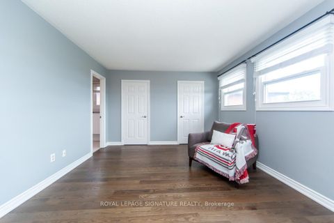 Photo 28 at 154 Oliver Lane, Maple, Vaughan