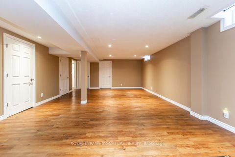 Photo 41 at 154 Oliver Lane, Maple, Vaughan