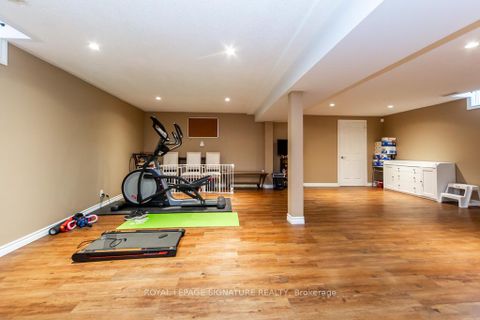 Photo 43 at 154 Oliver Lane, Maple, Vaughan
