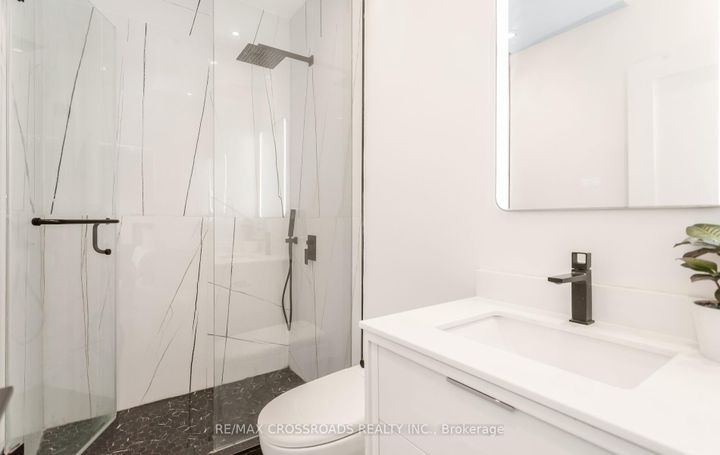 Photo 25 at 10 Hamstead Avenue, Lumsden, Toronto