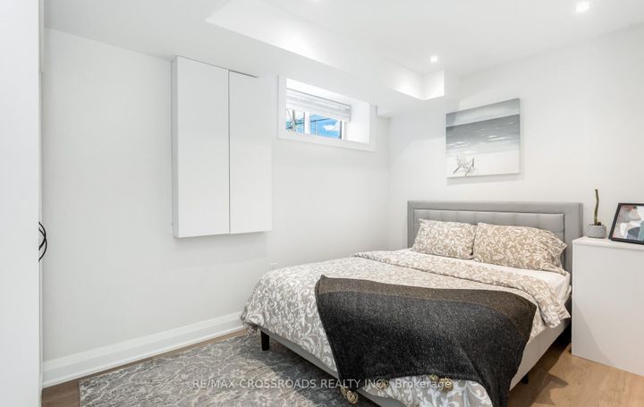 Photo 39 at 10 Hamstead Avenue, Lumsden, Toronto