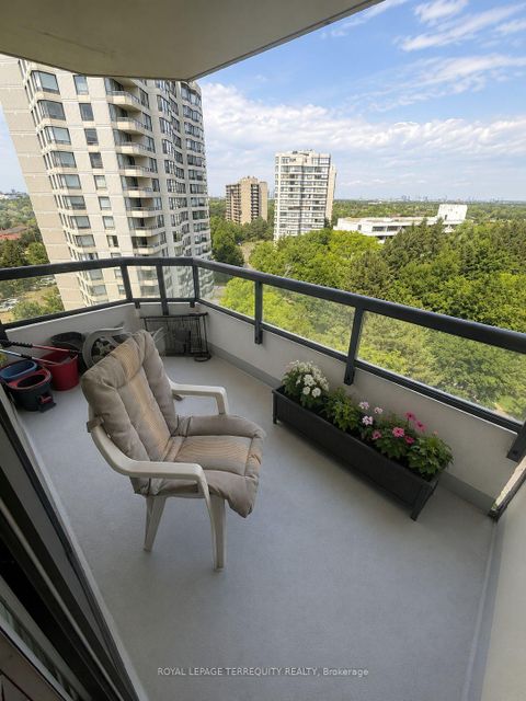 Photo 13 at 1011 - 1101 Steeles Avenue W, Branson, Toronto
