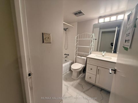 Photo 13 at 1612 - 121 Ling Road, West Hill, Toronto