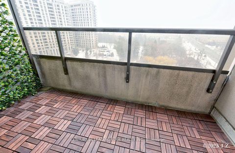 Photo 19 at 911 - 9225 Jane Street, Maple, Vaughan