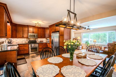 Photo 8 at 27 Tower Crescent, Allandale Heights, Barrie