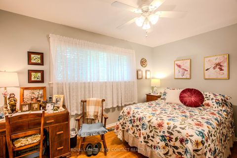 Photo 13 at 27 Tower Crescent, Allandale Heights, Barrie
