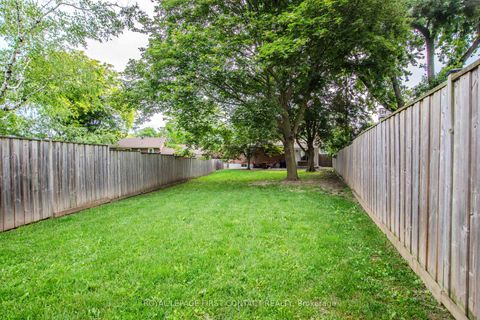 Photo 33 at 27 Tower Crescent, Allandale Heights, Barrie