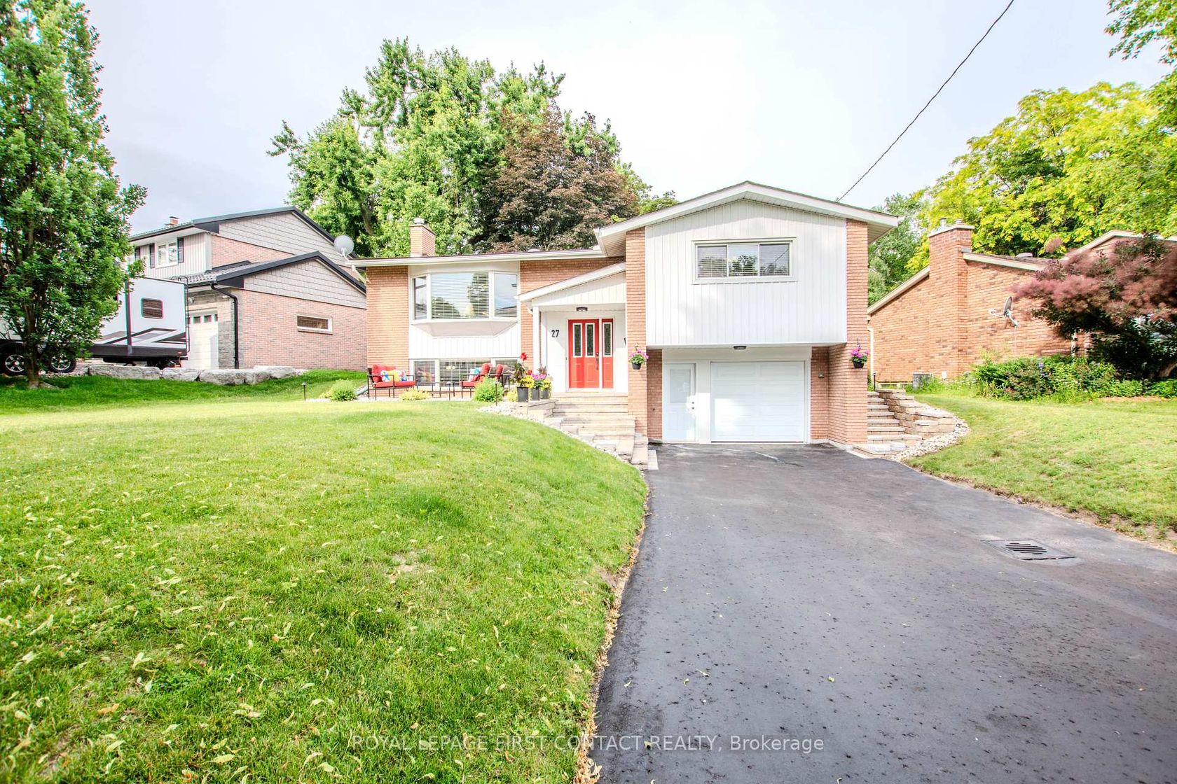 27 Tower Crescent, Allandale Heights, Barrie photo 0
