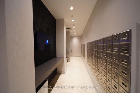 Photo 20 at 222 - 270 Wellington St Street W, Waterfront Communities C1, Toronto