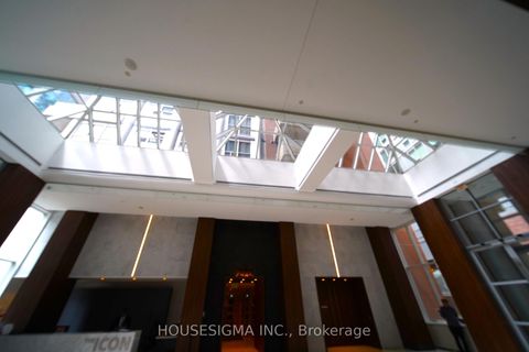 Photo 22 at 222 - 270 Wellington St Street W, Waterfront Communities C1, Toronto
