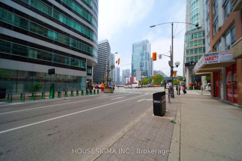 Photo 25 at 222 - 270 Wellington St Street W, Waterfront Communities C1, Toronto