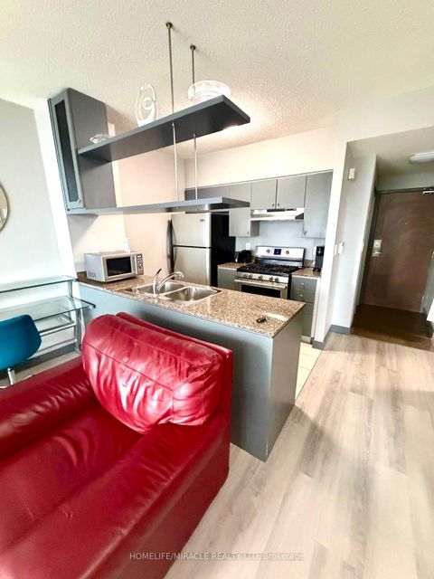 Photo 8 at 1601 - 35 Mariner Terrace, Waterfront Communities C1, Toronto