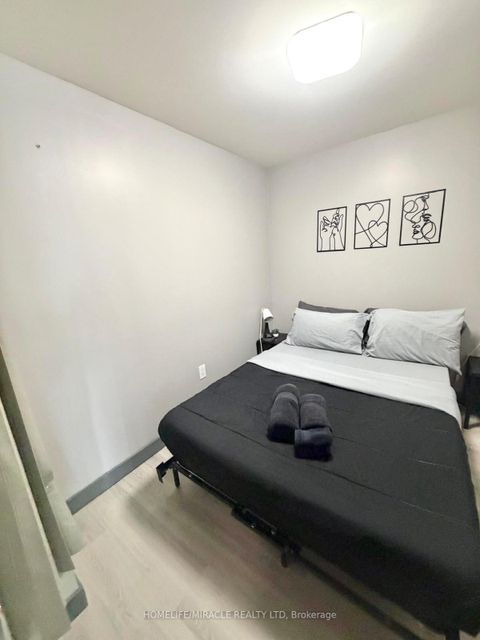 Photo 9 at 1601 - 35 Mariner Terrace, Waterfront Communities C1, Toronto