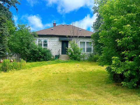 Photo 1 at 94 Prospect Street, Central Newmarket, Newmarket