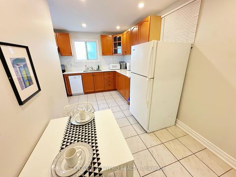 Photo 16 at 94 Prospect Street, Central Newmarket, Newmarket