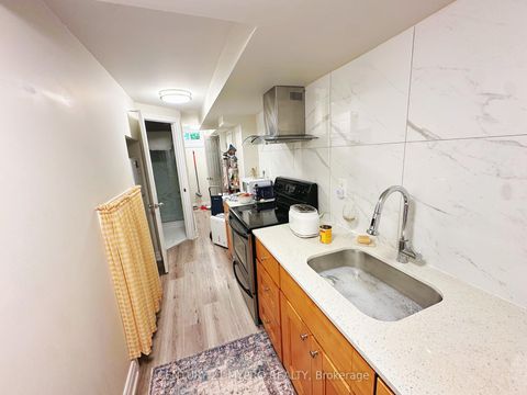 Photo 19 at 94 Prospect Street, Central Newmarket, Newmarket