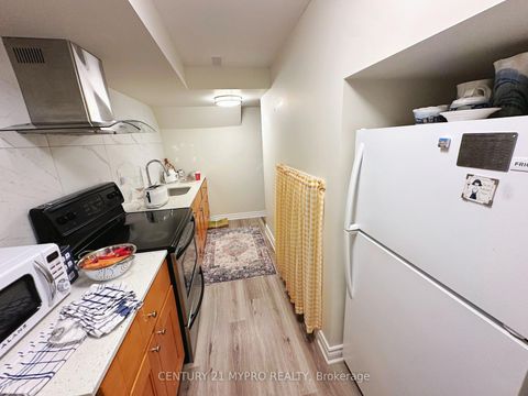 Photo 20 at 94 Prospect Street, Central Newmarket, Newmarket