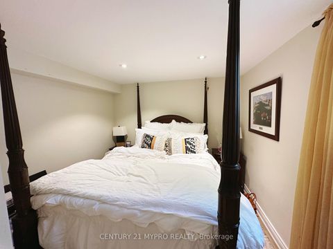 Photo 22 at 94 Prospect Street, Central Newmarket, Newmarket