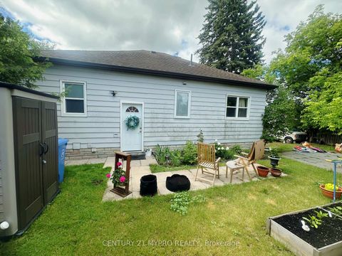 Photo 24 at 94 Prospect Street, Central Newmarket, Newmarket