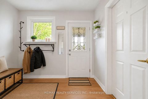 Photo 4 at 30 Elder Avenue, Long Branch, Toronto