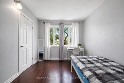 Photo 9 at 30 Elder Avenue, Long Branch, Toronto