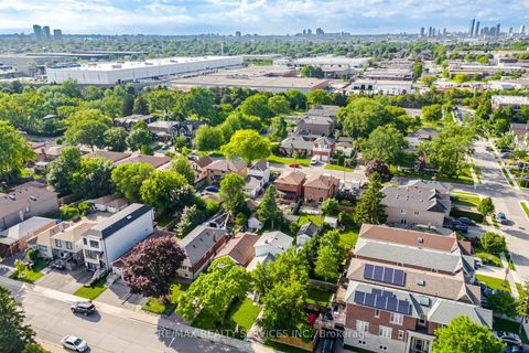 Photo 33 at 30 Elder Avenue, Long Branch, Toronto