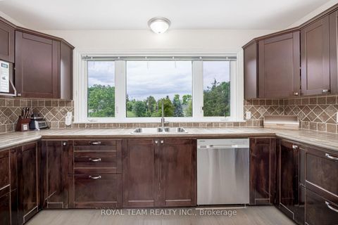 Photo 12 at 106 Centre Street, Schomberg, King