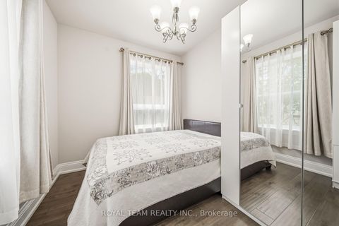 Photo 16 at 106 Centre Street, Schomberg, King