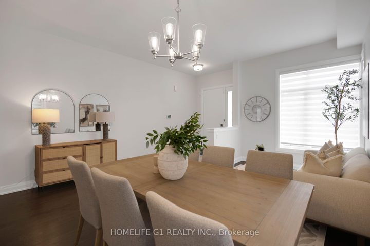 Photo 7 at 4044 Channing Crescent, GO Glenorchy, Oakville